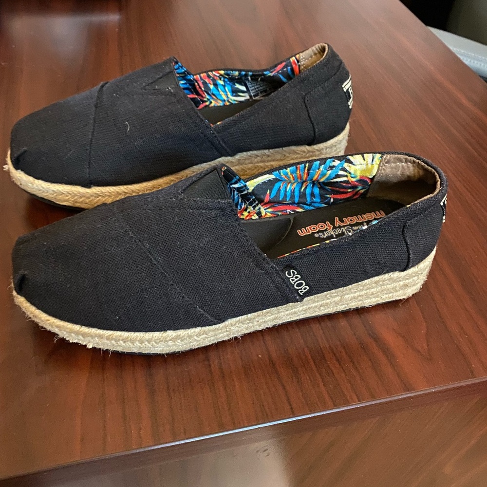 Toms Black Canvas Slip-On Loafers with Classic Design